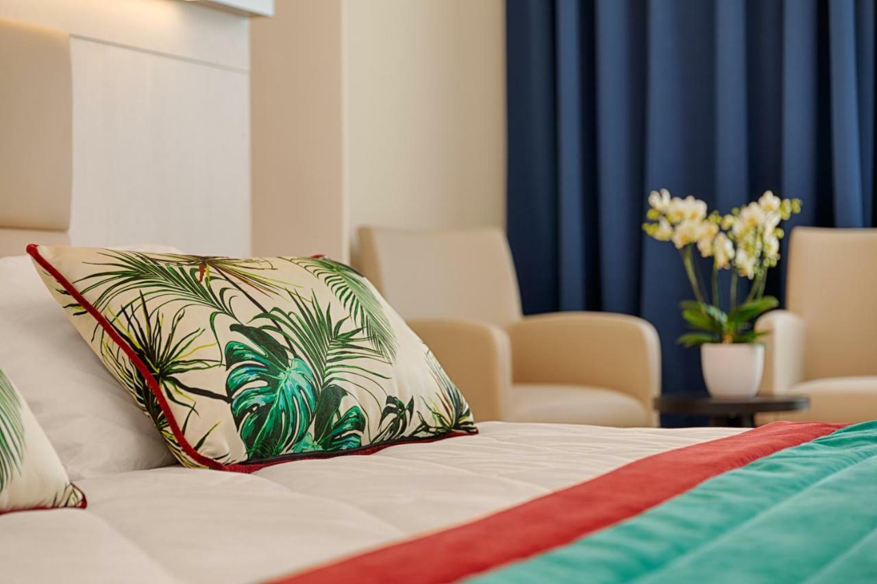 Roma Hotel Castiglione della Pescaia Kültér fotó